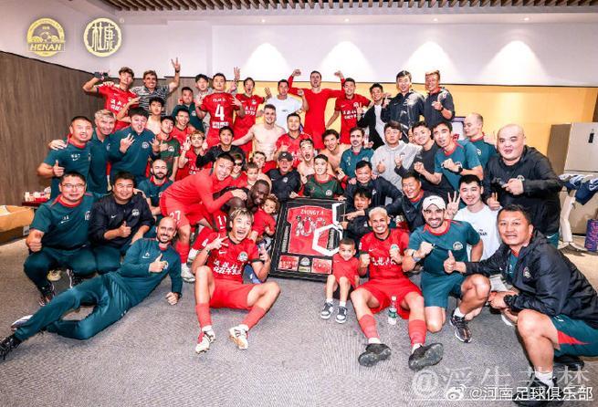 酒祖杜康携手河南足球俱乐部——丹尼尔·拉莫斯加盟呈现新篇章 酒祖杜康携手河南足球俱乐部——丹尼尔·拉莫斯加盟呈现新篇章